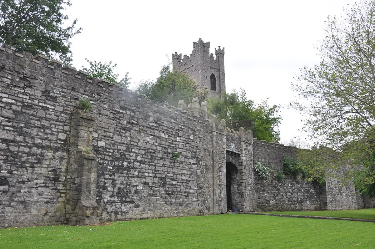 How to Get to Seminary Garden Viewpoint: A Local Guide