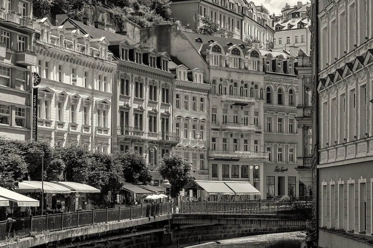 River Teplá Promenade Walking Guide: Top 10 Sights