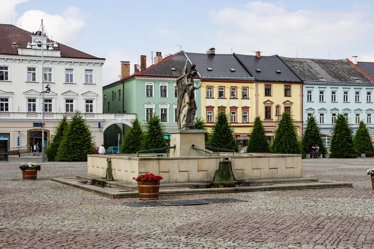 Olomouc Baroque Fountains Circuit: A 1-Day Itinerary
