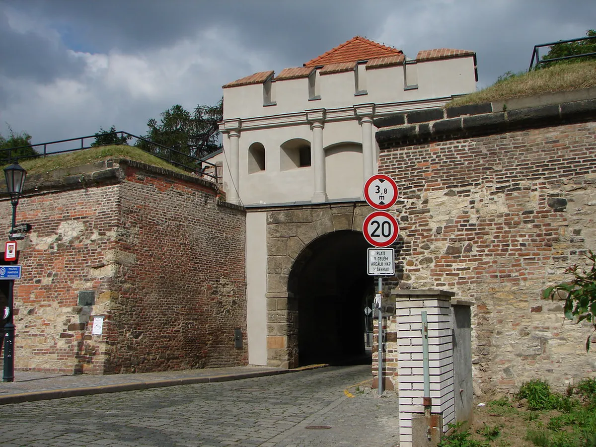 Vyšehrad Fortress Walking Tour Guide: A Perfect Day